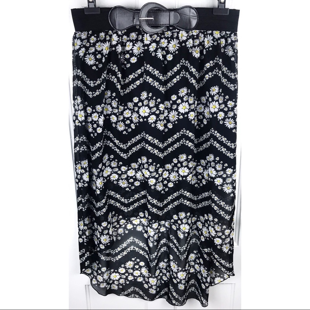 No Boundaries size junior’s XL : belted high-low floral daisy casual boho skirt